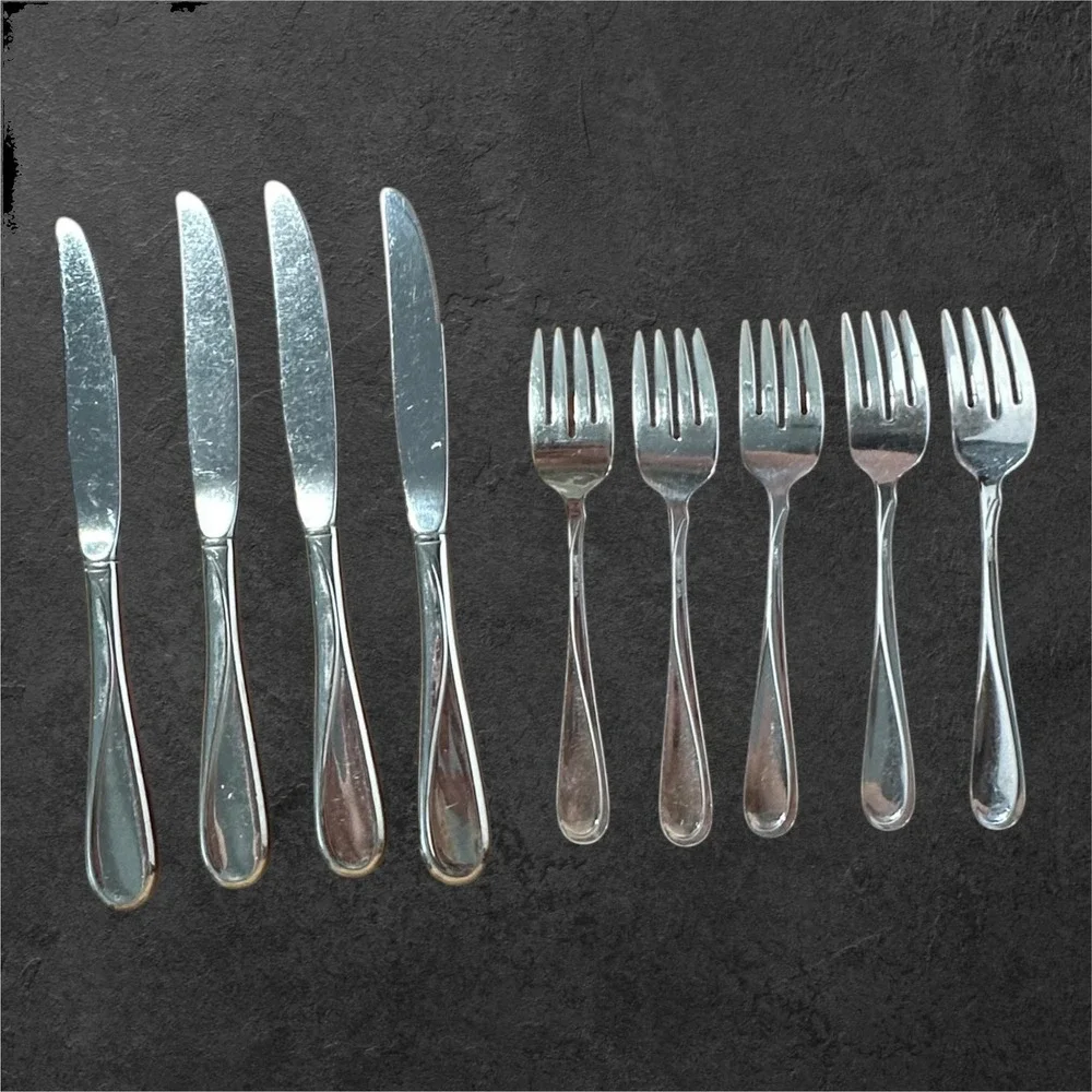 Oneida Flight Flatware Set 9pc Silver Stainless Steel 4 Knives 5 Salad Forks‎